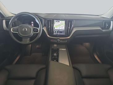 Volvo XC60 B5 — photo 9