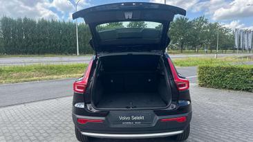Volvo XC40 B3 — photo 13