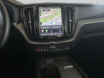 Volvo XC60 B5 — photo 15
