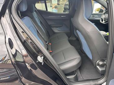Volvo EX30 — photo 15