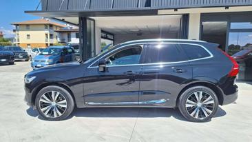 Volvo XC60 B4 — photo 2