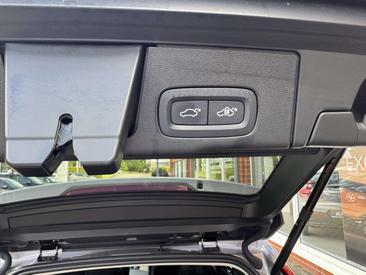 Volvo XC60 T6 Recharge AWD — photo 7