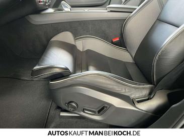 Volvo XC60 B4 D AWD — photo 24