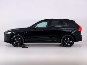 Volvo XC60 B5 — photo 3