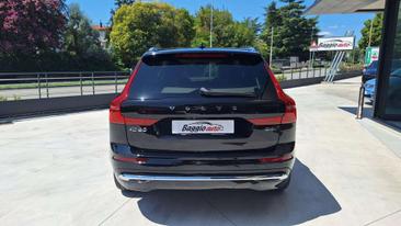 Volvo XC60 B4 — photo 9