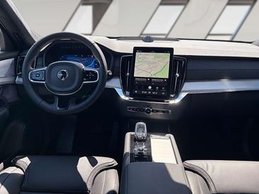Volvo XC90 B5 AWD — photo 9