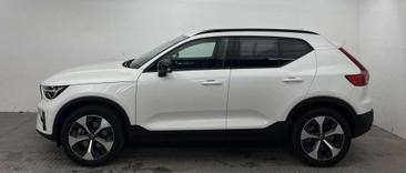 Volvo XC40 B3 — photo 2