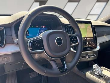 Volvo XC90 B5 AWD — photo 12