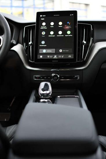Volvo XC60 B5 AWD — photo 33