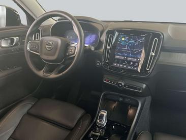 Volvo XC40 B3 — photo 12