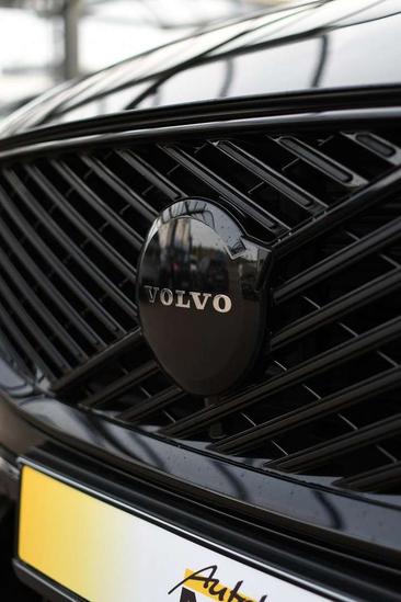 Volvo XC60 B5 AWD — photo 42