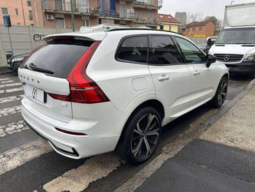 Volvo XC60 B5 — photo 4