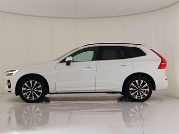 Volvo XC60 B4 — photo 8