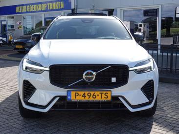Volvo XC60 T6 Recharge AWD — photo 13