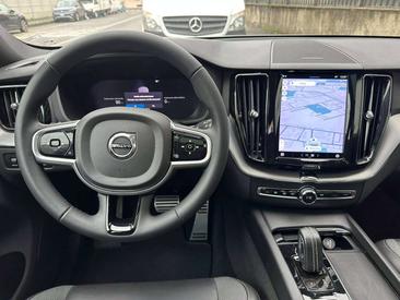 Volvo XC60 B5 — photo 9