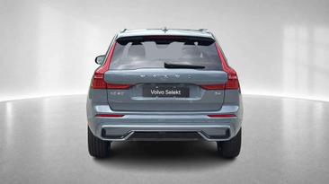Volvo XC60 B4 — photo 5