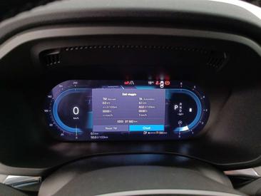 Volvo XC60 B4 — photo 17
