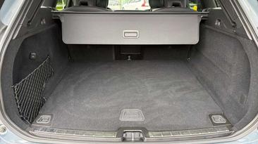 Volvo XC60 B4 — photo 7