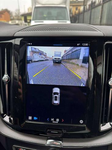 Volvo XC60 B5 — photo 14