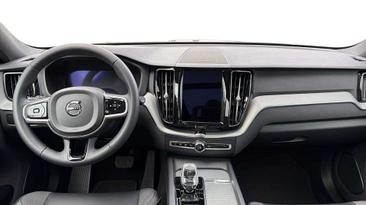 Volvo XC60 B4 — photo 10