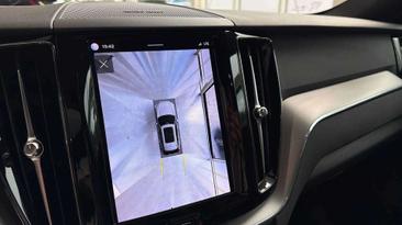 Volvo XC60 B4 — photo 17