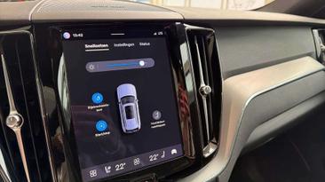 Volvo XC60 B4 — photo 18