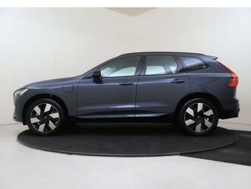 Volvo XC60 B5 — photo 2