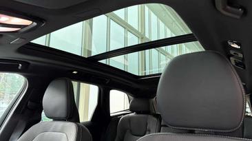 Volvo XC60 B4 — photo 21
