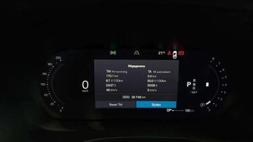 Volvo XC60 B4 — photo 22