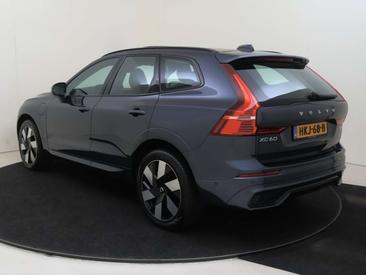 Volvo XC60 B5 — photo 4