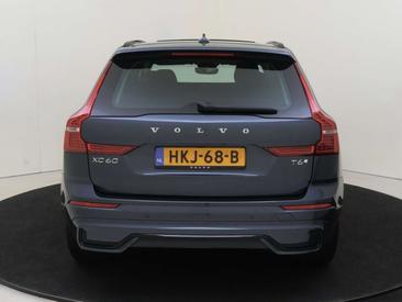 Volvo XC60 B5 — photo 5