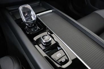 Volvo XC60 T8 Recharge AWD — photo 27