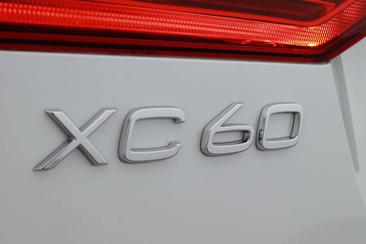 Volvo XC60 T8 Recharge AWD — photo 20