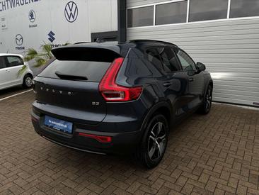 Volvo XC40 B3 — photo 4