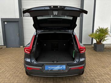Volvo XC40 B3 — photo 9