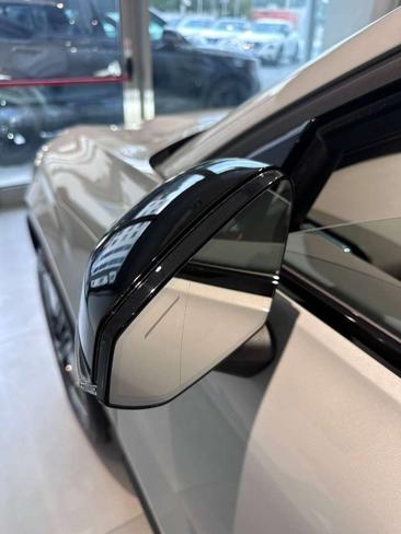 Volvo EX30 — photo 7