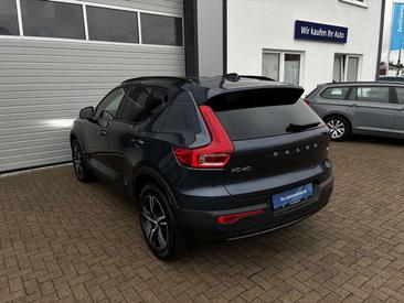 Volvo XC40 B3 — photo 10