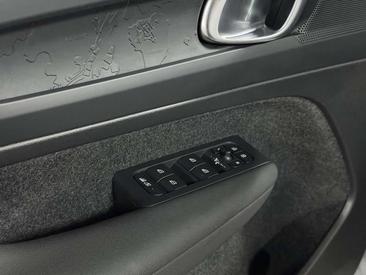 Volvo EC40 Berline Recharge Twin Motor — photo 20