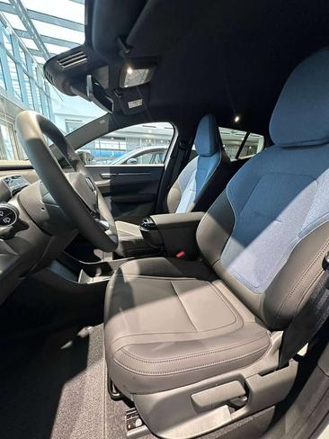 Volvo EX30 — photo 11