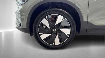 Volvo EX40 Single Motor Extended Range — photo 8