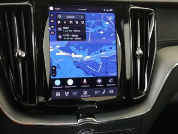 Volvo XC60 B5 — photo 25