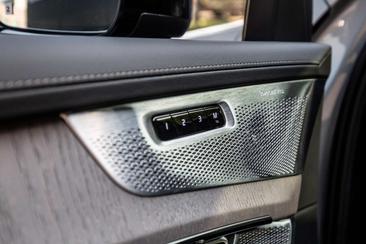 Volvo XC90 T6 Recharge AWD — photo 18