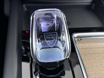 Volvo XC60 T8 Recharge AWD — photo 38