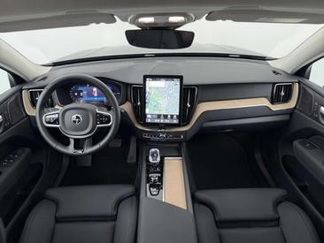 Volvo XC60 T8 Recharge AWD — photo 42