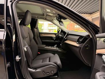 Volvo XC90 T8 Recharge AWD — photo 22