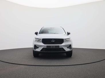 Volvo XC40 B4 — photo 7