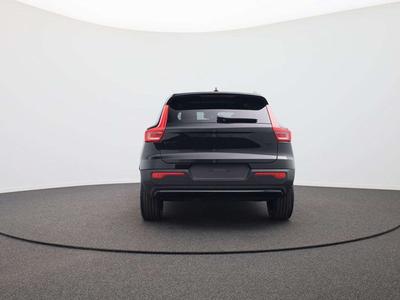 Volvo XC40 B4