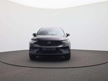 Volvo XC40 B4 — photo 6