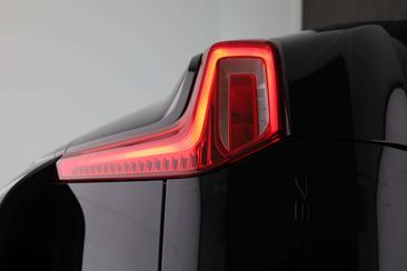 Volvo XC40 B4 — photo 9