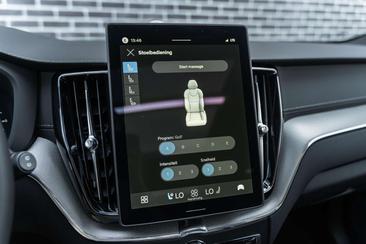 Volvo XC60 Dual Motor Extended Range — photo 25